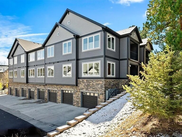 edificio de condominios - 31192 Black Eagle Dr