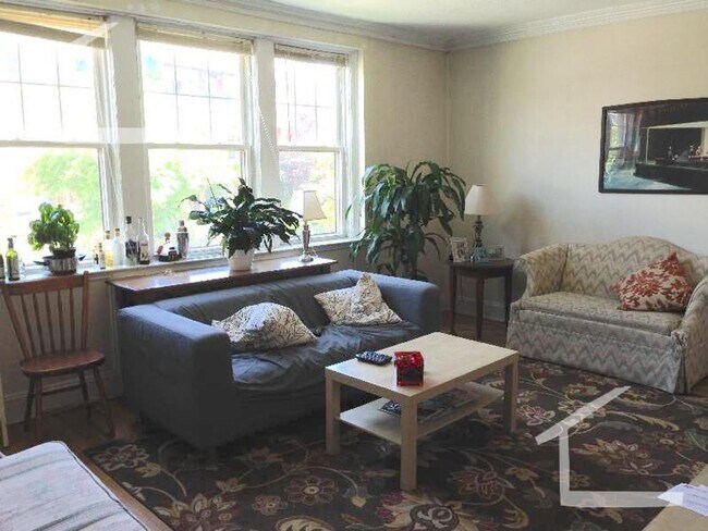Foto del edificio - New Allston Listing!!