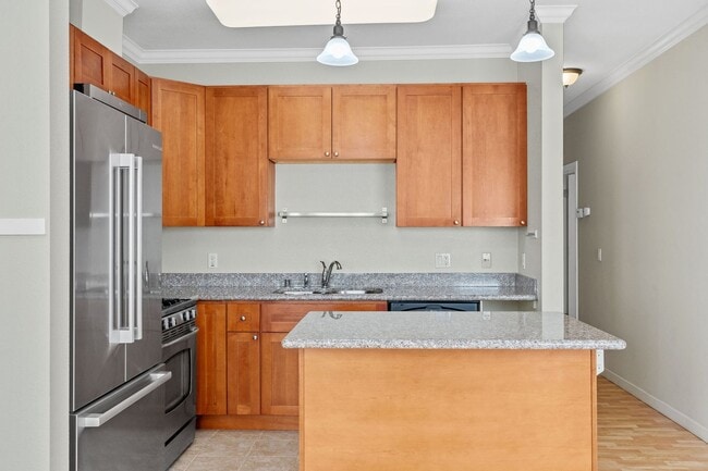 Foto del edificio - 225 Valley Oak Dr