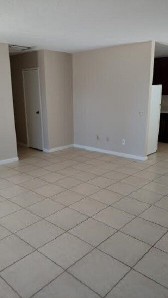 Foto del edificio - 7053 Alpine Ave