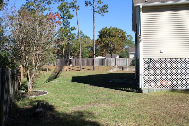 Building Photo - 1911 Gastonia Rd