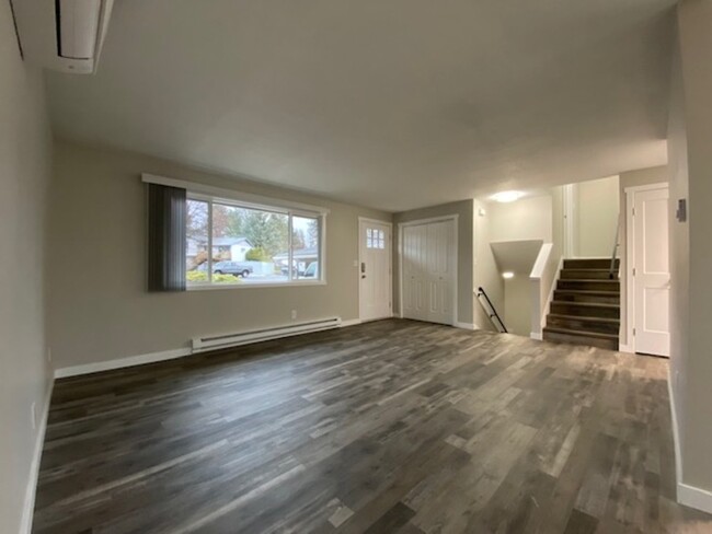 Building Photo - 2720 S McCabe Rd