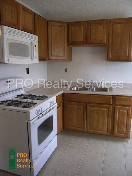 Building Photo - 4142 Girard Ave N