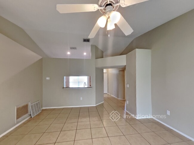 Building Photo - 8399 Split Creek Cir