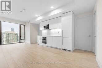 Building Photo - 8 Cumberland St