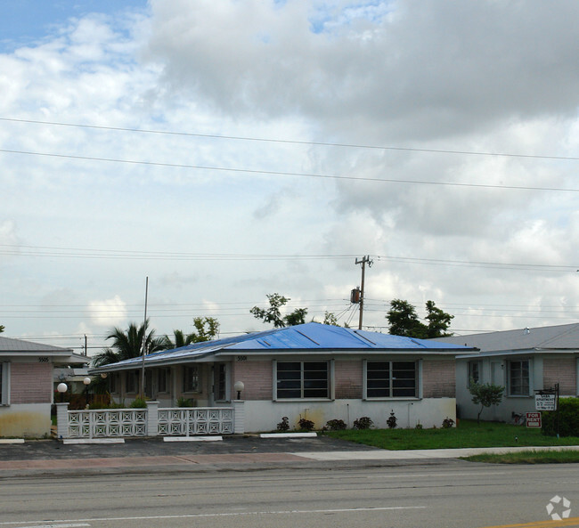 Building Photo - Saba Apartments