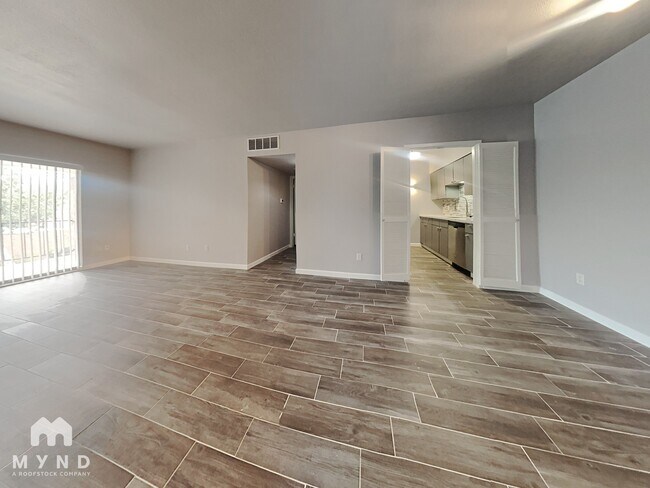 Foto del edificio - 2230 S Piney Point Rd