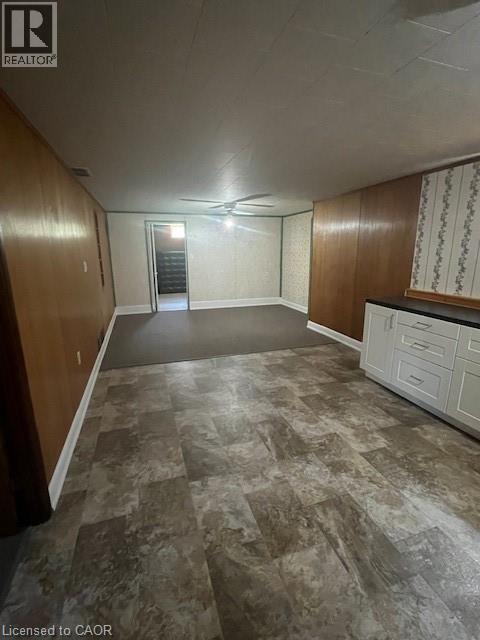 Photo du bâtiment - 171 King Ln