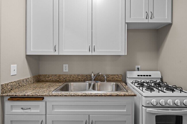 Foto del edificio - Spacious 1BR/1Bath apartment available Now!