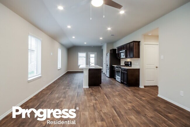 Building Photo - 2326 Pettingell Way