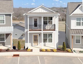 Building Photo - 1326 Belfair St