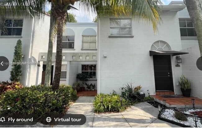 Foto del edificio - 4654 NW 97th Ct