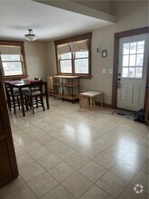 Building Photo - 20 Deland Park A
