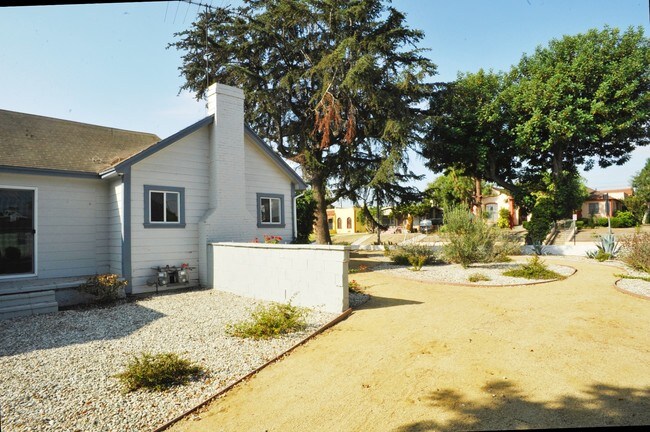 Building Photo - 5400 Brynhurst Ave