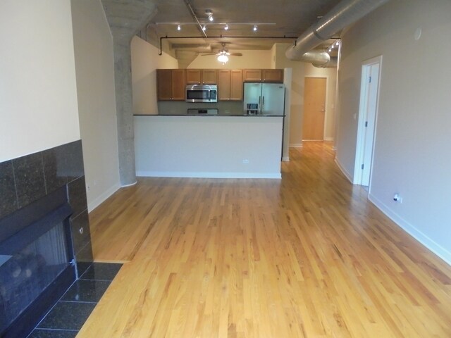 Foto del edificio - 1150 W 15th St