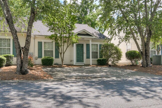 Foto del edificio - 2 Bedroom 2 Bath Townhouse