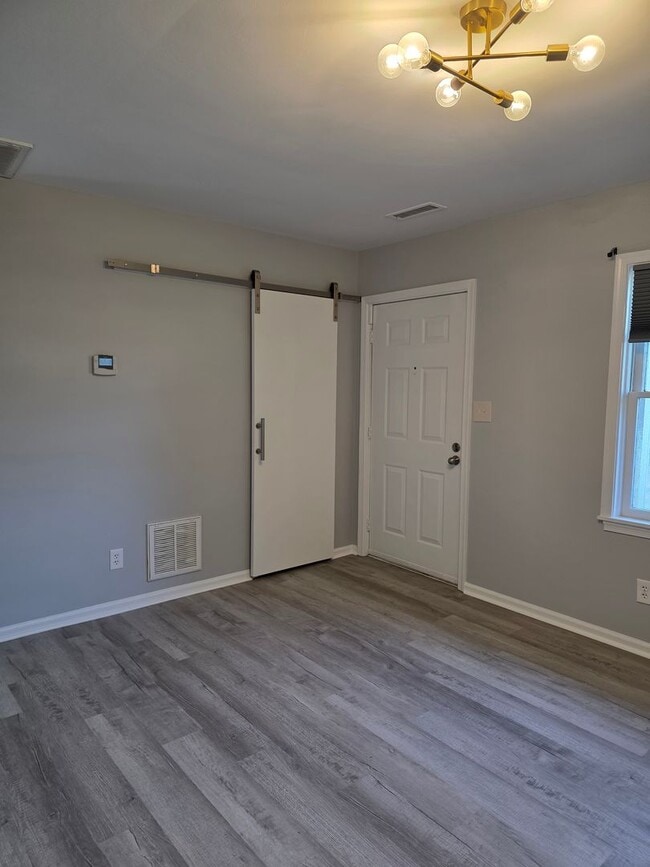 Building Photo - 1440 5th St