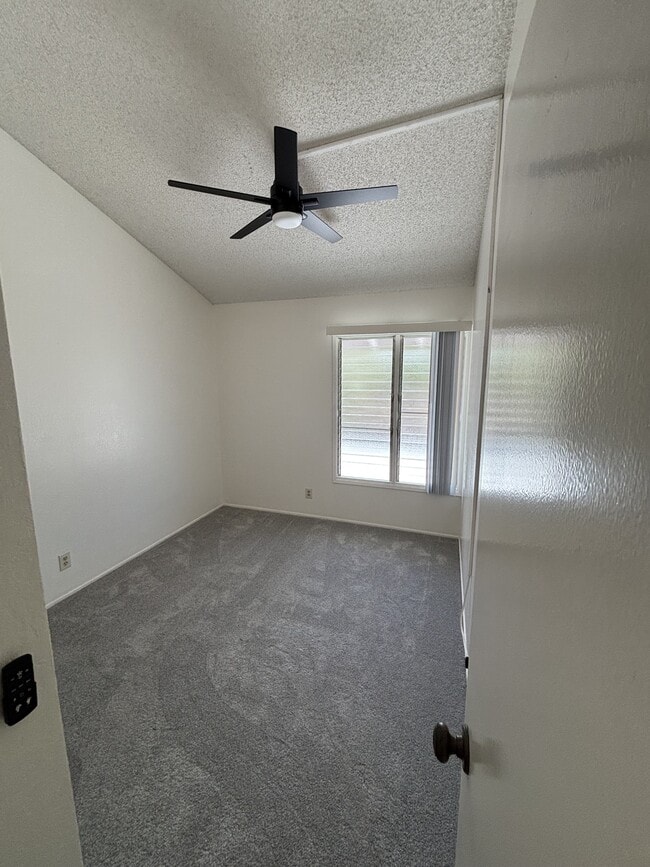 Building Photo - 95-625-625 Nawenewene Cir
