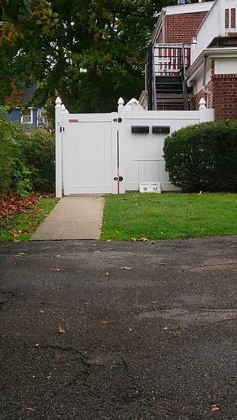 Private Entrance Gate - 327 Centre Ave