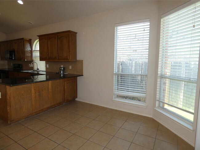 Foto del edificio - 12853 Danville Dr