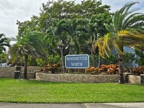 Building Photo - 4729 NW 4th Terrace