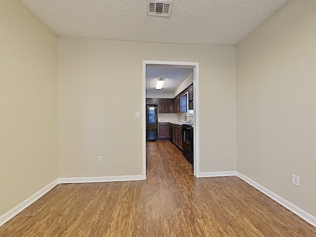 Building Photo - 12281 Autumnbrook Trl E