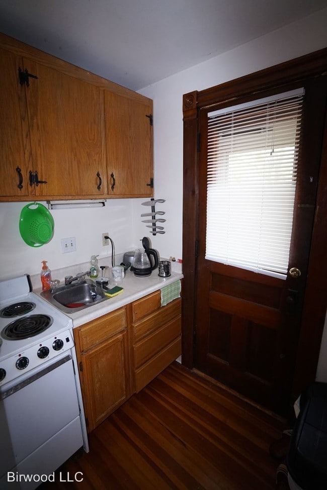 Foto del edificio - 115 S Hancock St