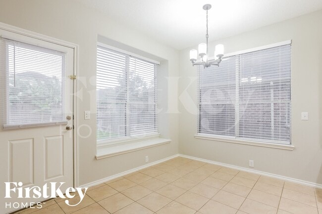 Foto del edificio - 5411 Baldwin Elm St