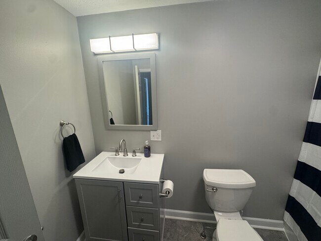 Bathroom - 246 Reservoir Rd