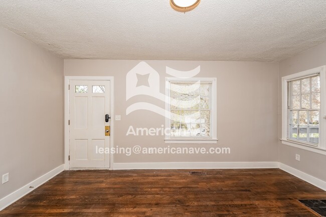 Building Photo - 7329 3rd Ave S