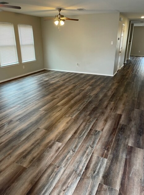 Building Photo - 9020 Garden Springs Dr