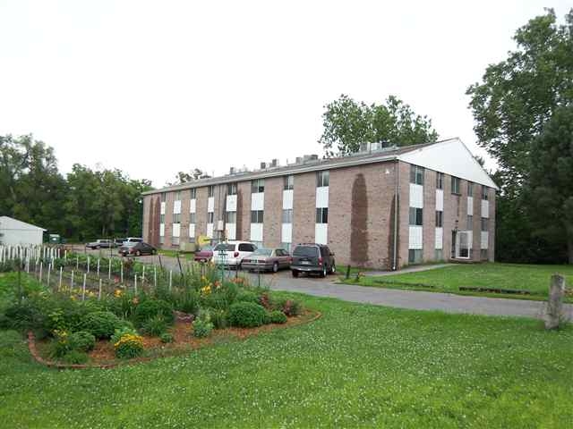 Primary Photo - Oak View Apartments