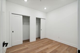 Interior Photo - The Crown on Leland