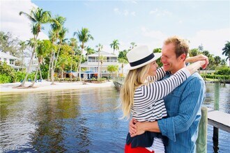 Building Photo - 100 Fairview Ave