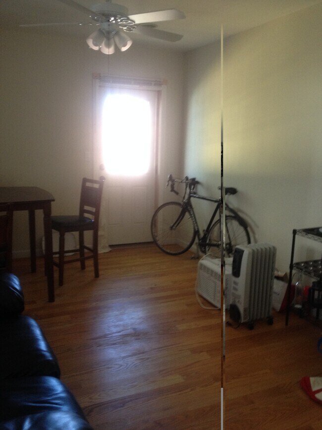 Foto del edificio - 10 Moreland St