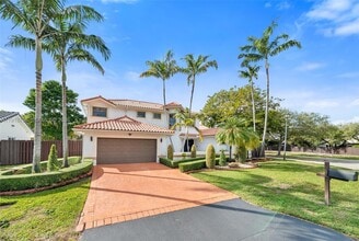 Building Photo - 5424 SW 154th Pl