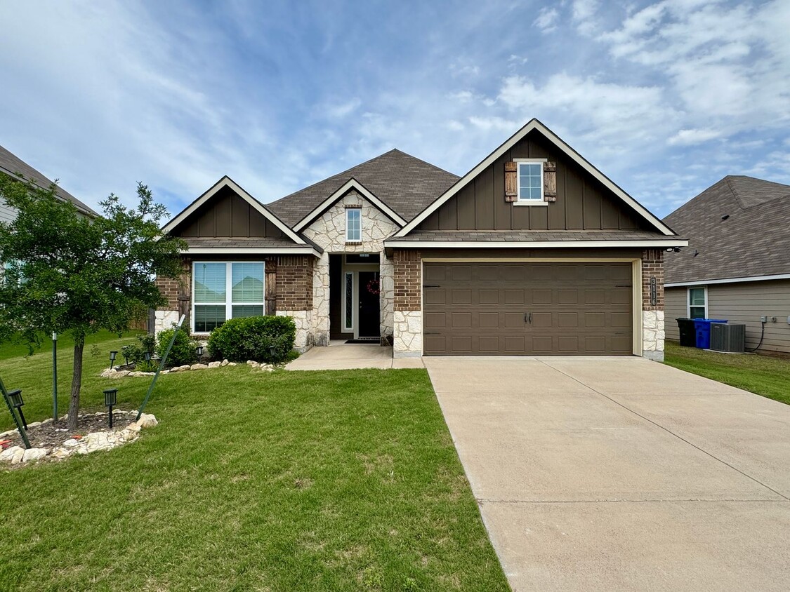 Primary Photo - Luxury Home in Park Meadows | Midway ISD