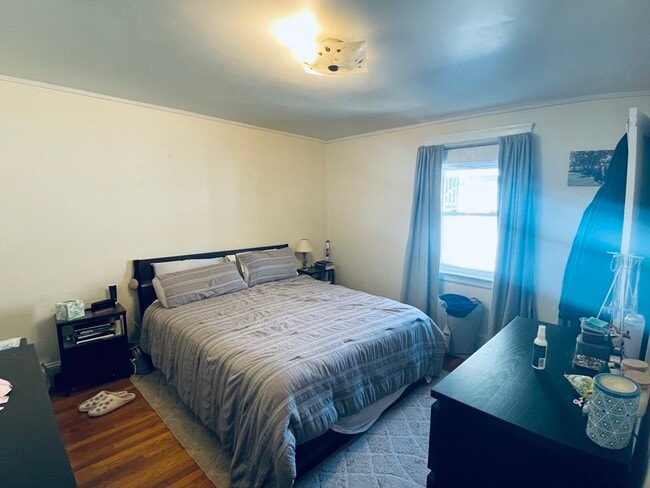 Building Photo - 22 Trapelo St