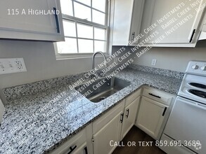 Building Photo - 115 A Highland Ct