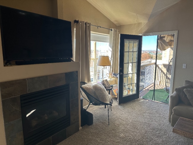 Building Photo - 9142 Lodestar Ln