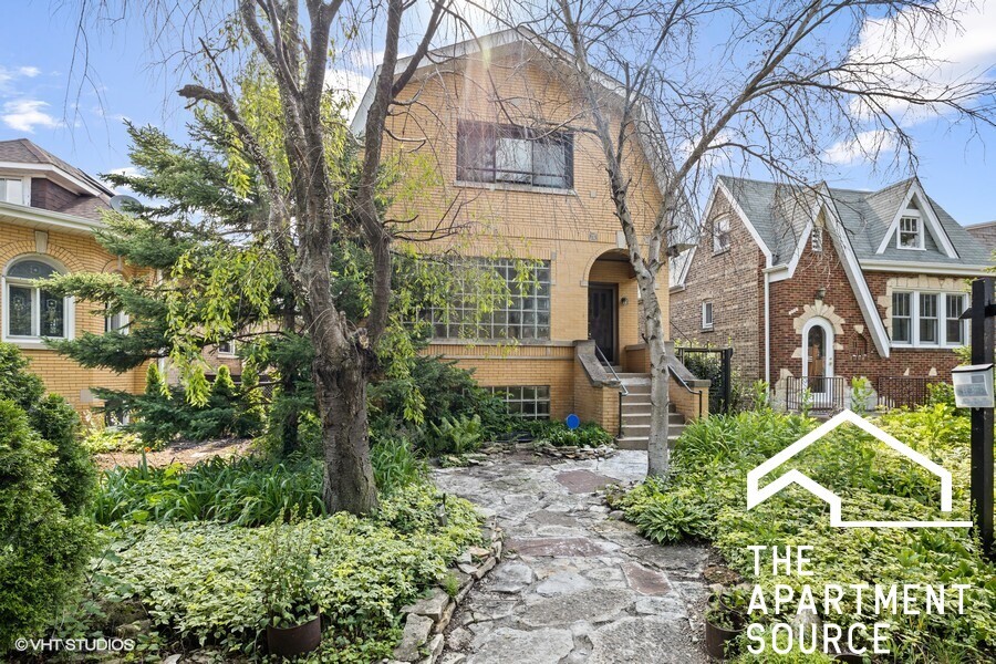 Primary Photo - 1805 Scoville Ave