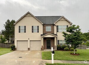 Building Photo - 2700 Feldspar Way