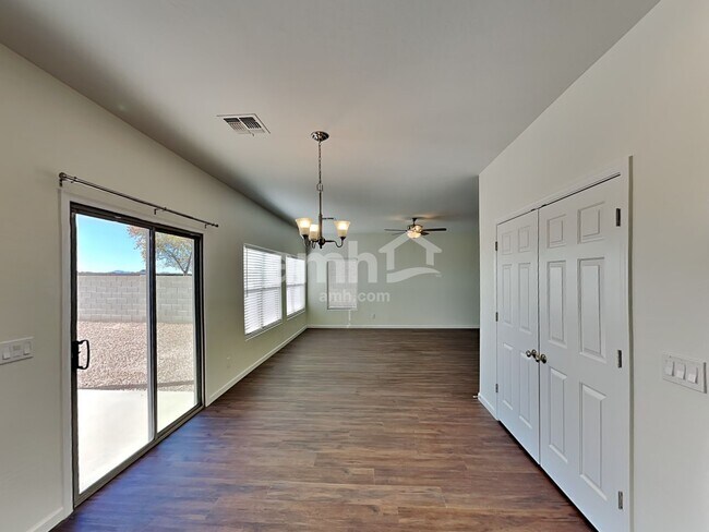 Foto del edificio - 3609 E Desert Moon Trail