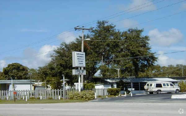 Primary Photo - Leisure Home Mobile Park