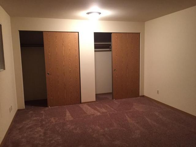 Building Photo - 2 bedroom in Seattle WA 98116