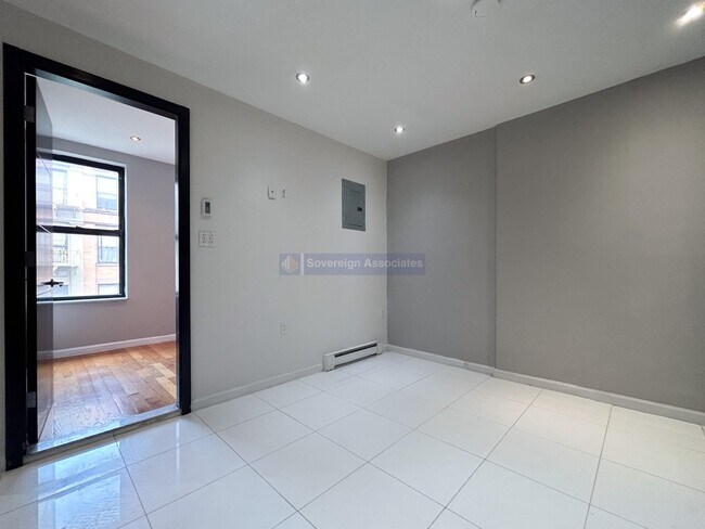 Foto del edificio - 312 W 114th St