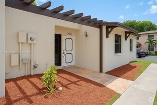 Building Photo - 6822 SW 39th St
