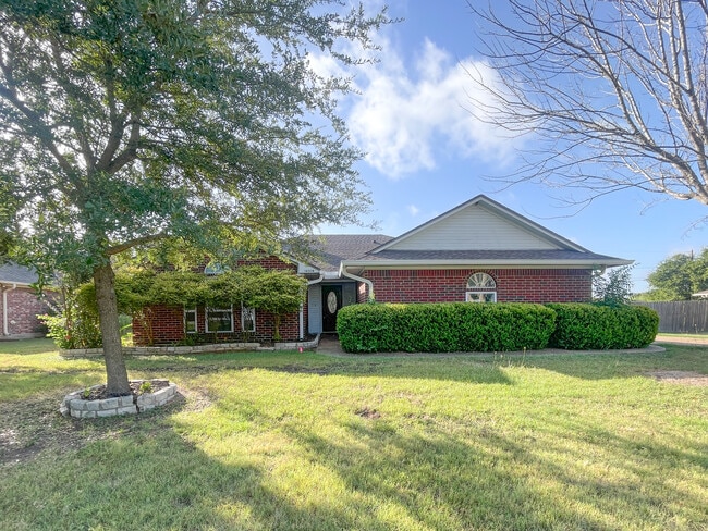 Building Photo - 14308 Chisolm Dr