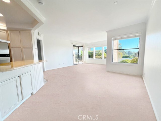 Building Photo - 1074 Calle Del Cerro