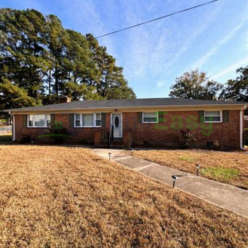 Primary Photo - 300 Oakwood Ave